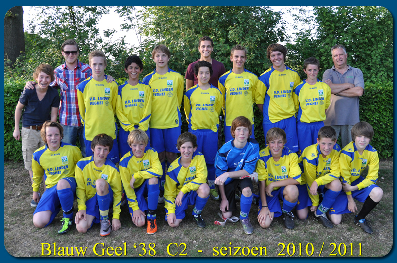 Elftal Blauw geel'38 C2 - seizoen 2010/2011.
